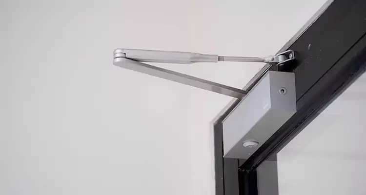 Screen Door Closer Installation in Warrington, FL