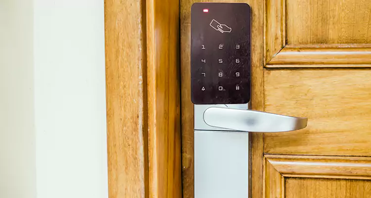 Keyless Hotel Door Locks Repair in Warrington, FL