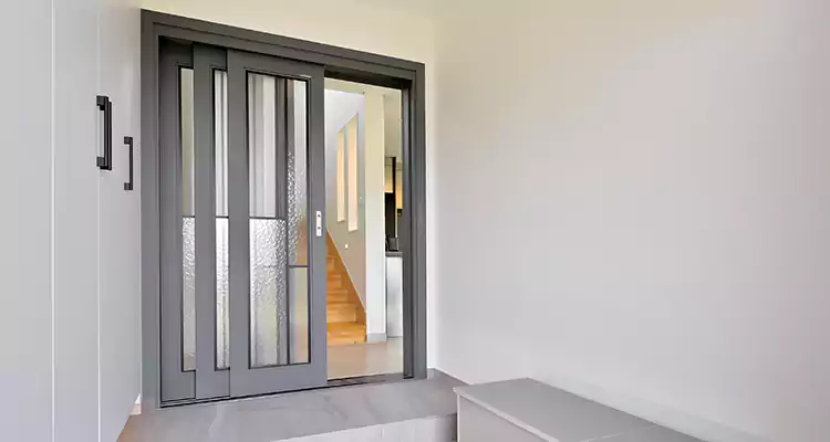 Affordable Sliding Glass Door Repair That Works in Warrington, FL